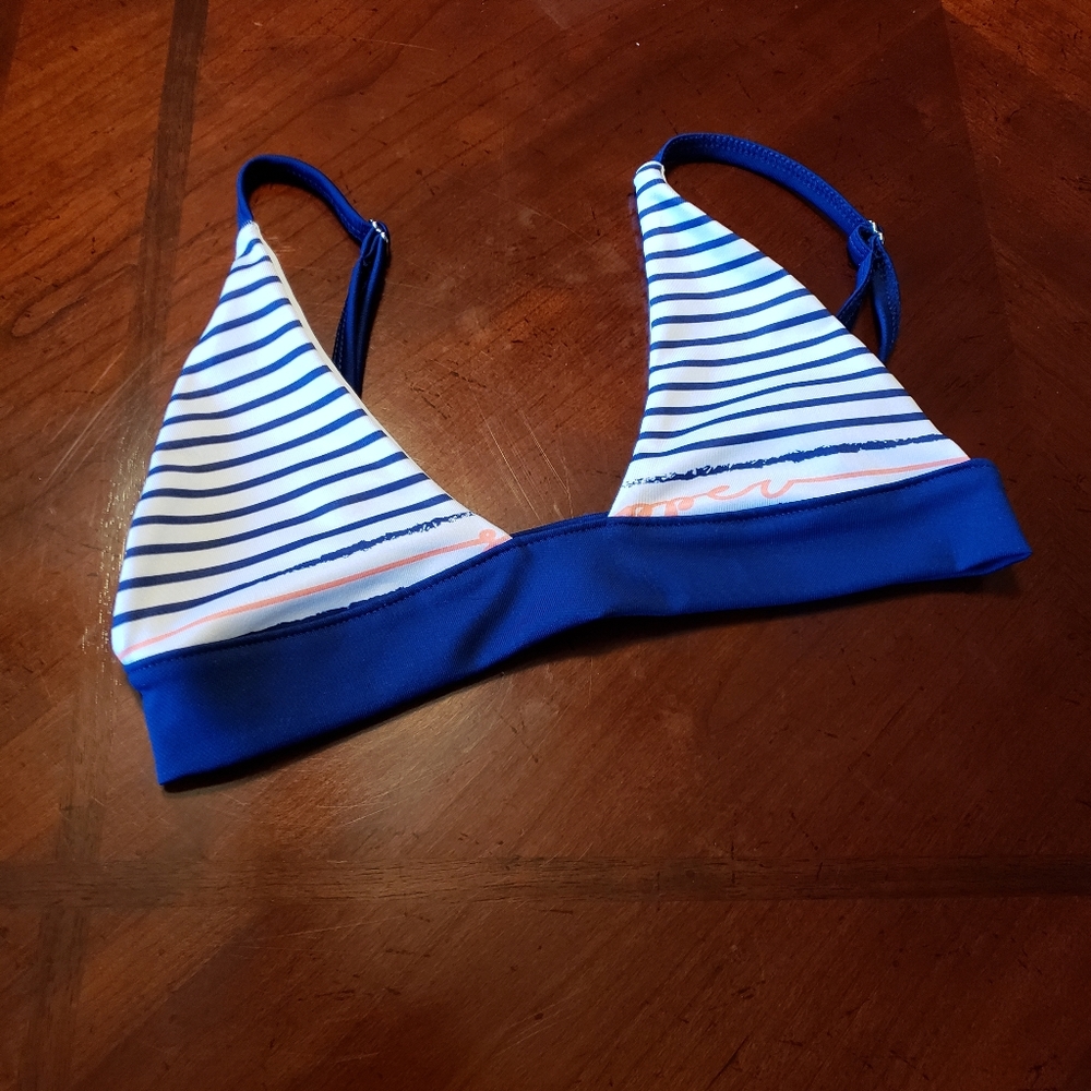 ⭐Reel Skipper Reversible Bikini Top Sz XS